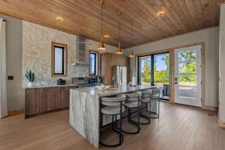Starlight Summit 5 BD-Luxury Cabin-Sleeps 12 - 4