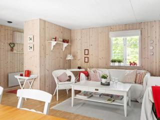 8 person holiday home in SKÅNES FAGERHULT-By Traum - 3