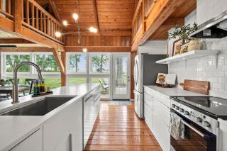 Fields Edge Cabin | Scenic Views & Modern Comfort - 8