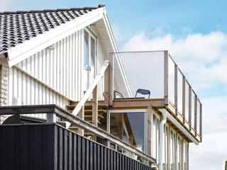 4 person holiday home in KUNGSHAMN-By Traum - 5