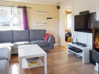4 person holiday home in Fjällbacka-By Traum - 4
