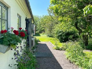 6 person holiday home in KATTARP - 7