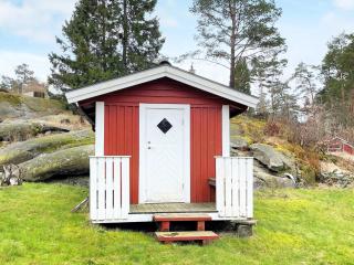 6 person holiday home in HAKENÄSET-By Traum - 7
