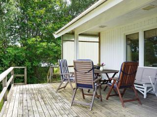6 person holiday home in KUNGSHAMN - 9