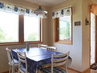 6 person holiday home in KUNGSHAMN - 1