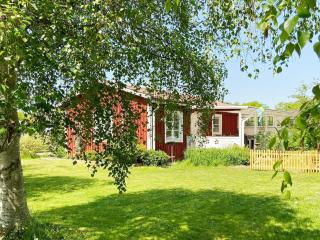 Cozy Cottage near Beach in Ahus - 3