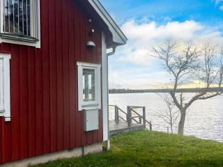 8 person holiday home in HJÄLTEVAD - 6
