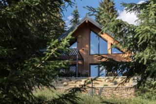 Nova Sky Lodge, Luxury Alpine Chalet with Jacuzzi and Fireplace, Baisoara - 7