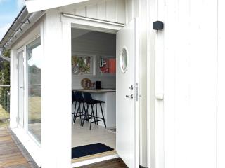 Modern Getaway in Sundsandvik - 6