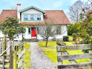 4 star holiday home in ONSALA-By Traum - 9
