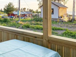 4 person holiday home in KRISTINEHAMN - 5