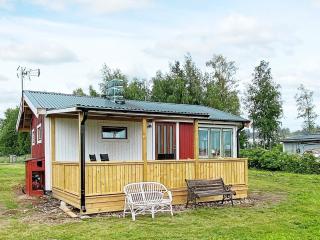 4 person holiday home in KRISTINEHAMN - 1