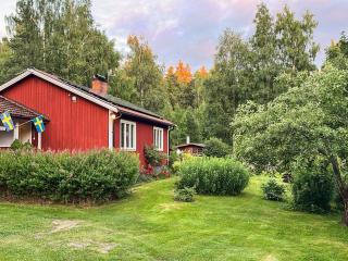 2 person holiday home in ÅBY-By Traum - 9
