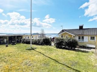 4 star holiday home in UDDEVALLA - 2