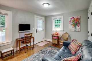 Downtown Salem Home: Walk to Main Street! - 7