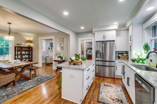 Downtown Salem Home: Walk to Main Street! - 2