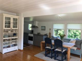 Idyllisk hytte ved sjøen - 9