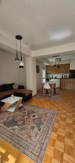 Lake & City Apartment Ohrid - 8