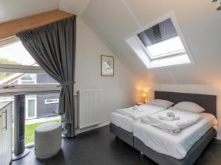 6-Person Holiday Home in Renesse - 7