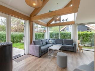 6-Person Holiday Home in Renesse - 2