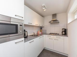 Wonderful Beach Holiday Home for 6 - 6