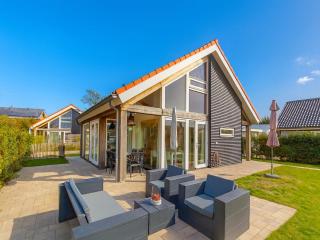 Wonderful Beach Holiday Home for 6 - 5