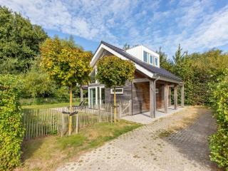 Modern Holiday Home near Beach - 4