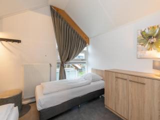 modern comfort, close to the beach - 1