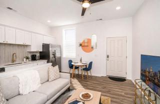 Covington Charm 202 - 9