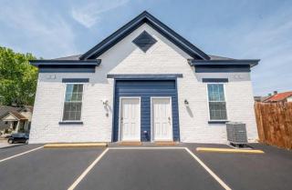 Covington Charm 202 - 7