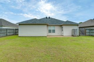 Quiet Jonesboro Home w/ Yard: 3 Mi to ASU - 8