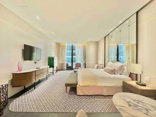 Stunning king Suite - 9