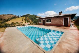 Chácara com Piscina e Vista p Cachoeira dos Pretos - 0