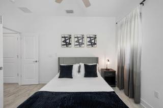 Luxe Tampa Villa with Pool Spa Game Room and More Sleeps 19 Plus - 1