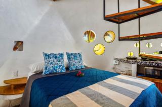 Coastal Couples Retreat | Plunge Pool + Hammocks - 5