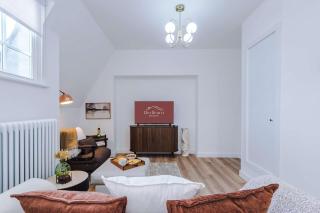 Luxury City Centre Apartment - 3