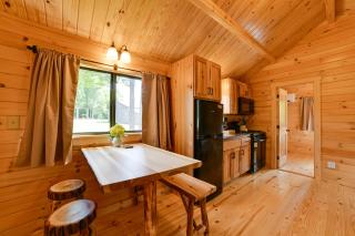 Hiking/Biking Trails On-Site! Rustic Oxford Cabin - 4