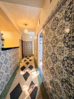 Serene Central Home Near Beach - High Speed WiFi, Free Parking - 1