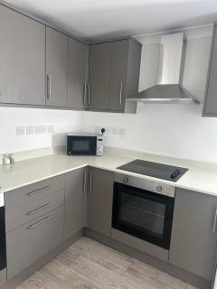 ST1 - En-suite Room Canterbury Parking, Contractor - 2