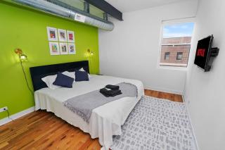 Modern 4BR Pilsen Retreat Near Illinois Medical District & Chicago Downtown - 8