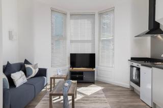 Modern 1-Bed Near Winter Gardens - Tower - 9