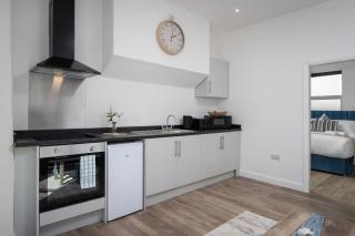 Modern 1-Bed Near Winter Gardens - Tower - 4