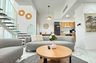 Luxury 2BR Oasis - Masdar City Retreat - 1