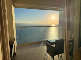 Oceanfront 23rd Floor Fireworks & Views - 4