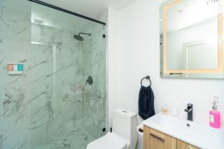 Beautiful 1BR in Little Havana Close with King Bed Near Brickell & Marlins Park - 6