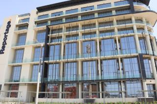 Serene 2BR Eco Retreat - Chic Masdar Stay - 3
