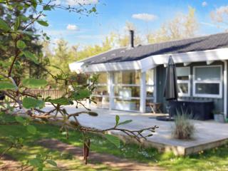 8 person holiday home in Hals-By Traum - 8