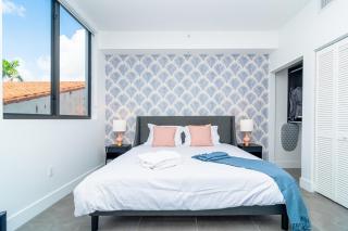 Modern 1BR Suite with King Bed Near Brickell, Downtown & Wynwood - 1