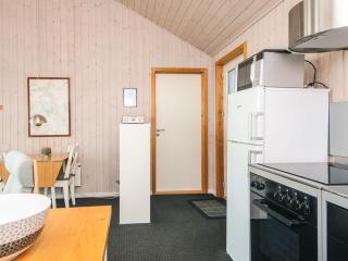 Seaside Panorama Retreat - 9
