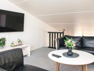 6 person holiday home in Ringkøbing-By Traum - 2
